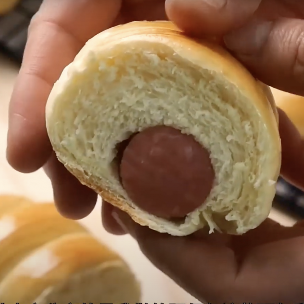 港式肠仔包 汤种做法 超级柔软 新手零失败｜Sausage Bun